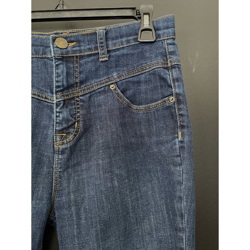 🖤 BDG High Rise Jean